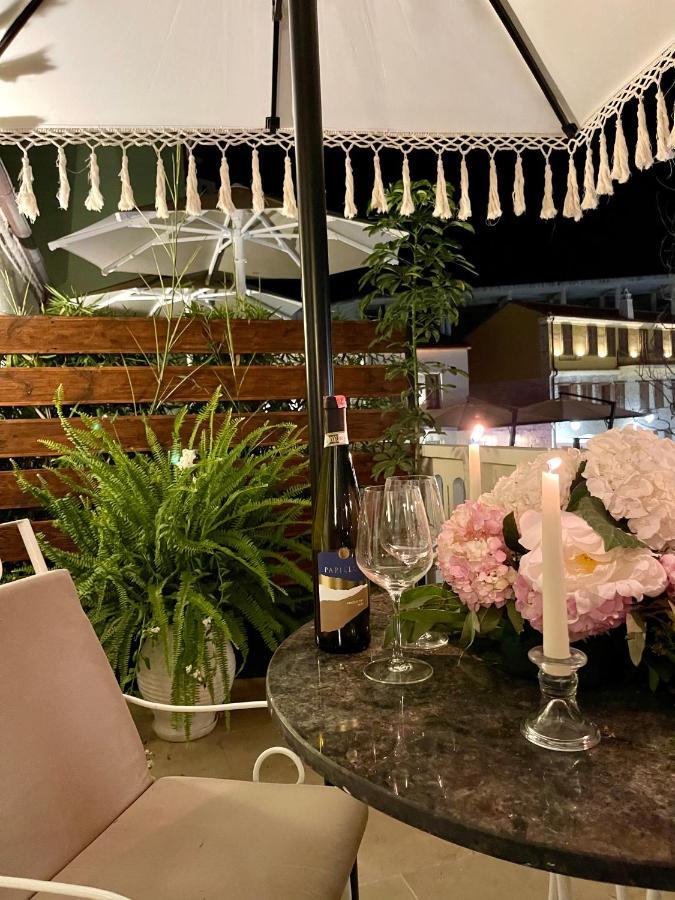 Bohemian Boutique Suites Vlore Luaran gambar