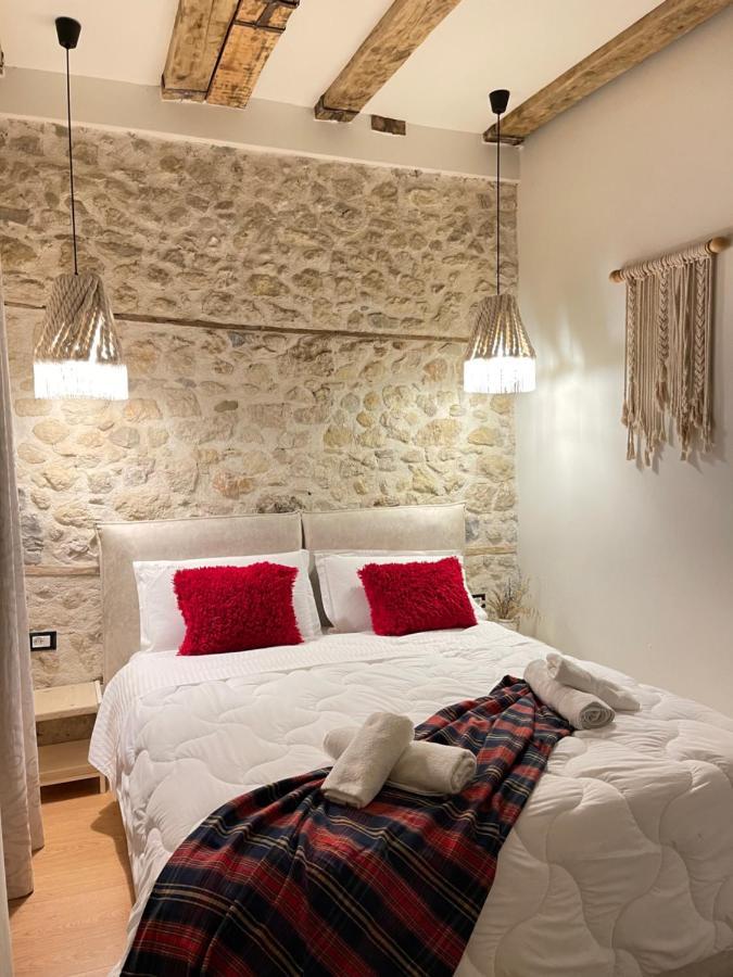 Bohemian Boutique Suites Vlore Luaran gambar